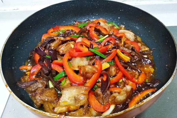 甜椒木耳回锅肉的做法图解18