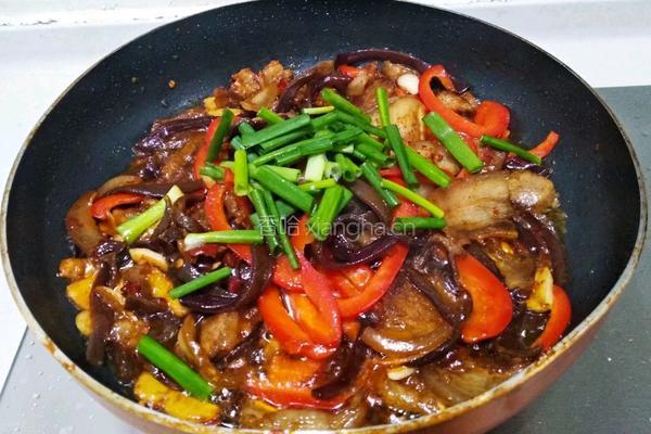 甜椒木耳回锅肉的做法图解17