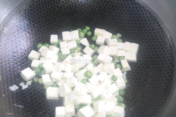 青豆烧豆腐的做法图解4