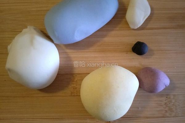 土豆兔宝宝的做法图解2