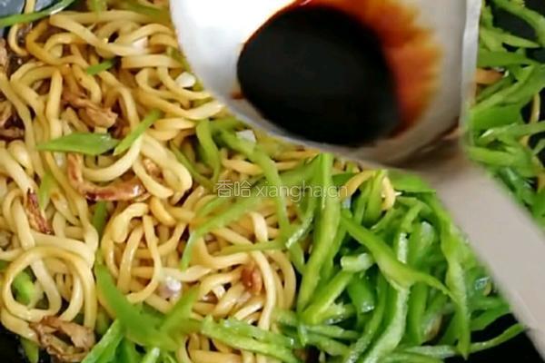 尖椒肉丝炒面的做法图解8