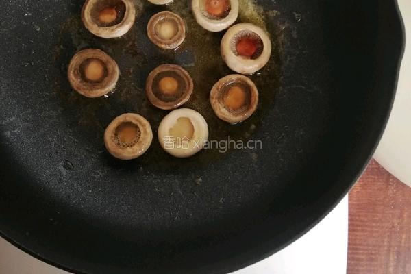 原汁原味香煎口蘑的做法图解4
