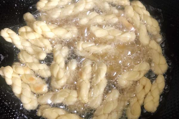 鸡蛋小麻花的做法图解12