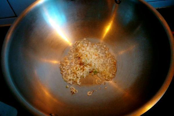 炝拌菠菜胡萝卜的做法图解4