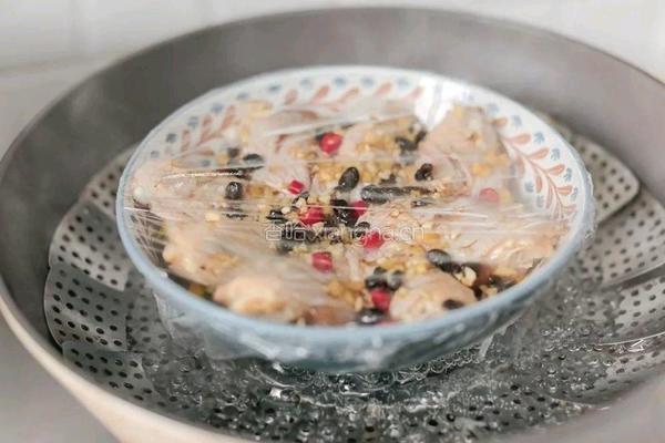 天外飞仙（南瓜蒸鸡翅）的做法图解7