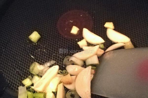 芹菜炒木耳的做法图解7