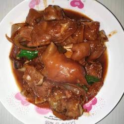 腊八蒜烧猪蹄的做法[图]