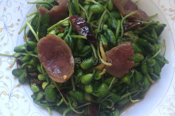 腊肠炒豆芽的做法图解10