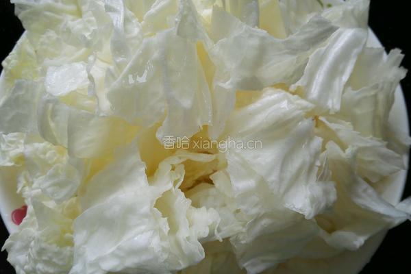 大白菜炒肉的做法图解3