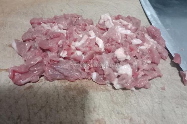  肉末蒸蛋的做法图解1