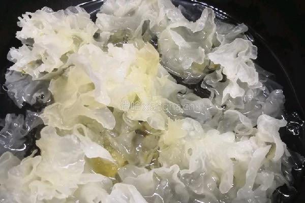 下午茶 桃胶银耳桂花露（一人份） 的做法图解7