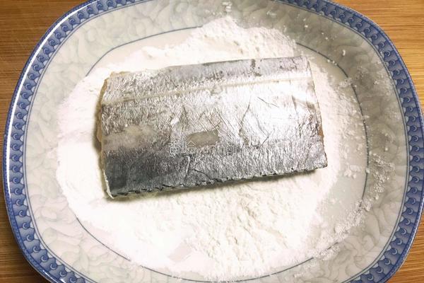 香煎带鱼的做法图解5