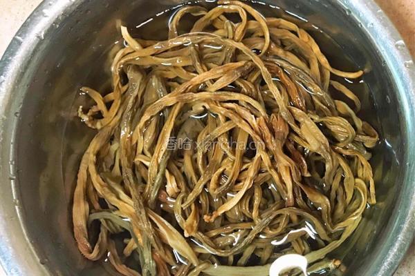 干豆角鲜肉包的做法图解1