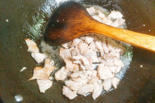 西葫芦熏豆腐干炒肉片的做法图解4