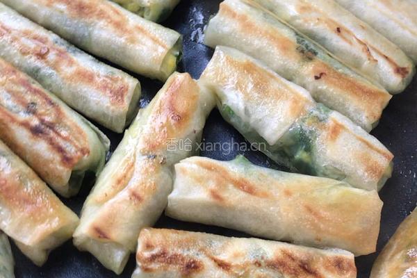 饺子皮鸡蛋卷的做法图解12