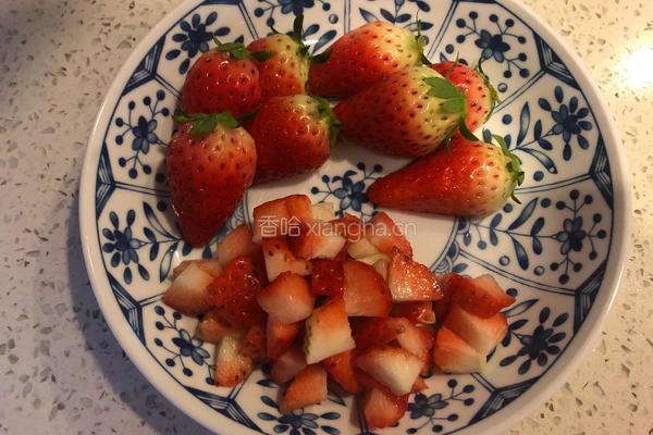 奶油草莓松饼的做法图解10