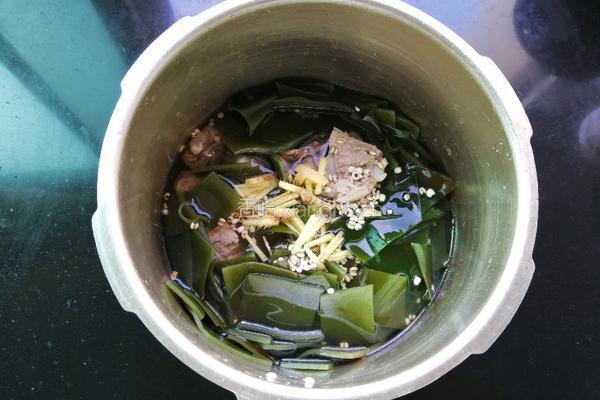 海带薏仁猪骨汤～利水去湿的做法图解7