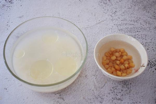 干贝排骨粥的做法图解2
