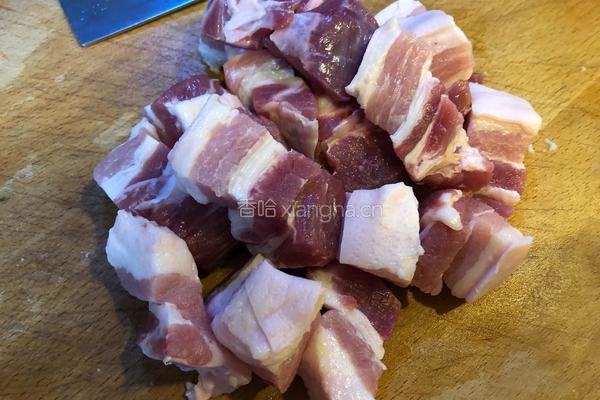 红烧肉的做法图解1