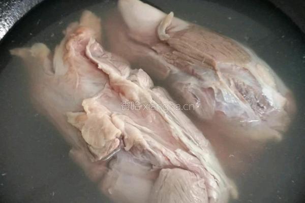 清香酱牛键的做法图解1