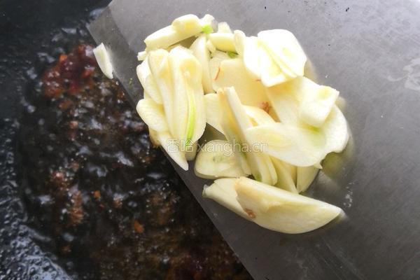 香干炒包菜的做法图解2