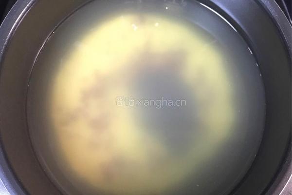 红豆小米粥的做法图解3