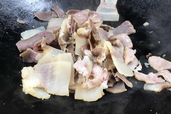 腊肉焖糯米粉的做法图解6