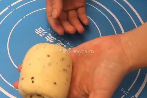 ＃下午茶＃黑芝麻豆沙吐司的做法图解11