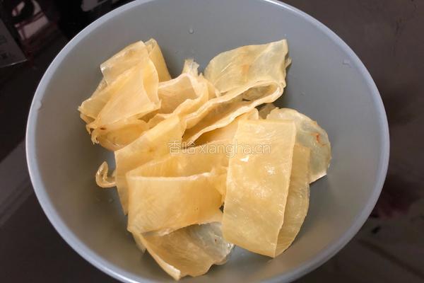 鱼胶鲍鱼排骨汤的做法图解4
