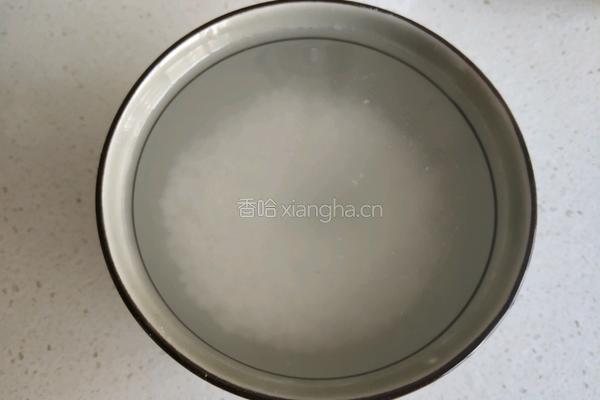燕麦雪梨糯米粥的做法图解1