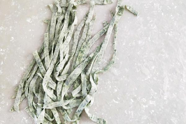 菠菜面的做法图解13