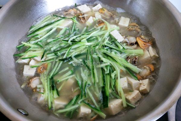 扇贝豆腐汤的做法图解7