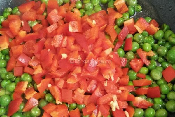 豌豆炒牛排的做法图解7