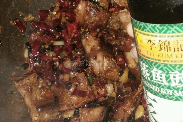 豆豉辣椒蒸腊鱼的做法图解6