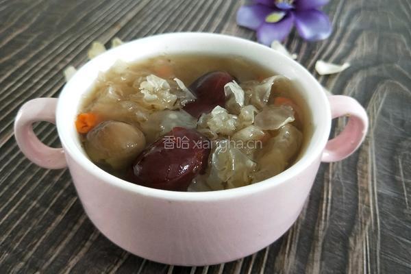 红枣银耳羹的做法图解1