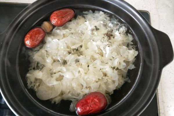 红枣银耳羹的做法图解9