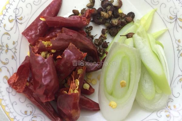 秘制下饭菜的做法图解2