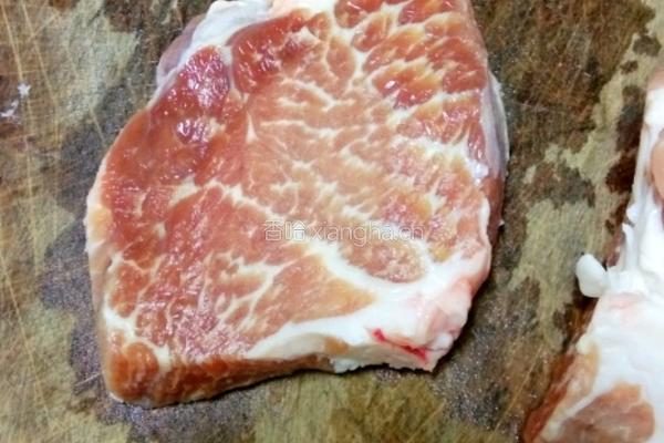 菠萝咕咾肉的做法图解1