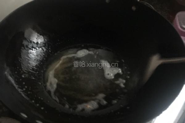 紫苏焖鱼的做法图解2