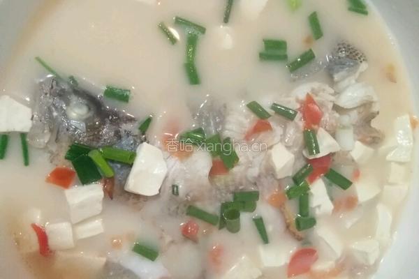 清炖鲈鱼豆腐汤的做法图解10