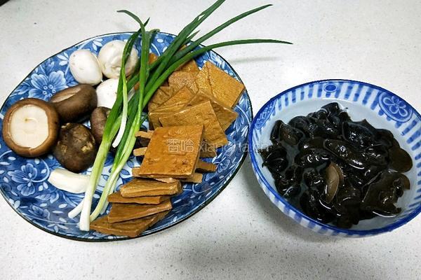 香干炒素的做法图解1