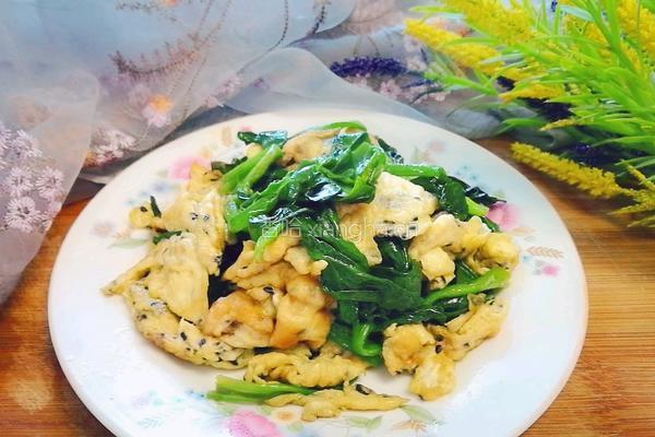 菠菜炒鸡蛋黑芝麻的做法图解12