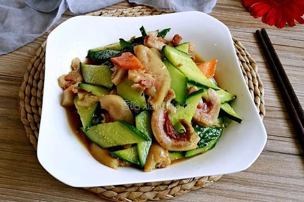猪头肉炒黄瓜的做法图解8