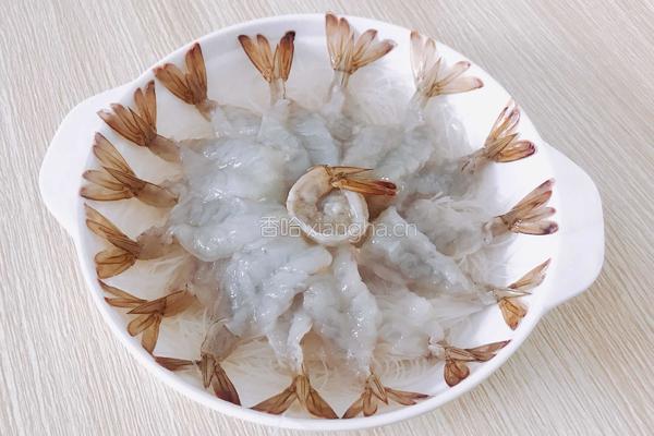 蒜蓉粉丝开背虾的做法图解7
