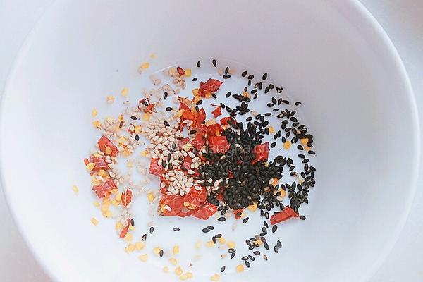 凉拌菠菜肉丝粉的做法图解5