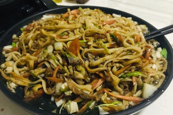 电饼铛黑椒牛肉炒面的做法图解14