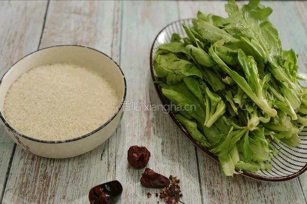 米粉蒸茼蒿的做法图解1