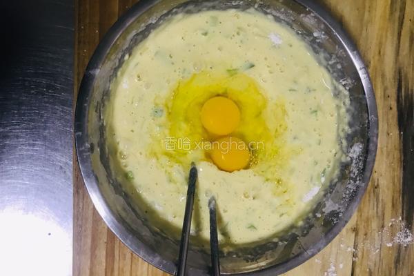 葱花鸡蛋饼的做法图解3