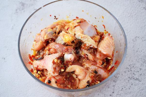 辣椒香菇酱蒸鸡肉的做法图解8