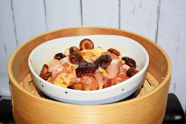 香菇蒸鸡的做法图解13